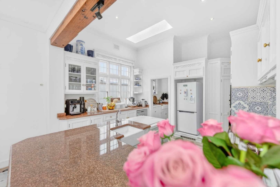 4 Bedroom Property for Sale in Tamboerskloof Western Cape